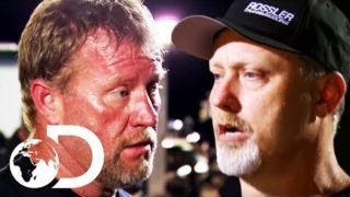 Big Fist Fight Before A Drag Race | Street Outlaws