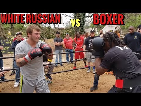 GIANT WHITE RUSSIAN vs BOXER