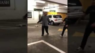 Street Fight boxer takes out 2 thugs