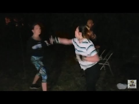 STREETBEEFS FEMALE DISPUTE SOLVED WITH GLOVES